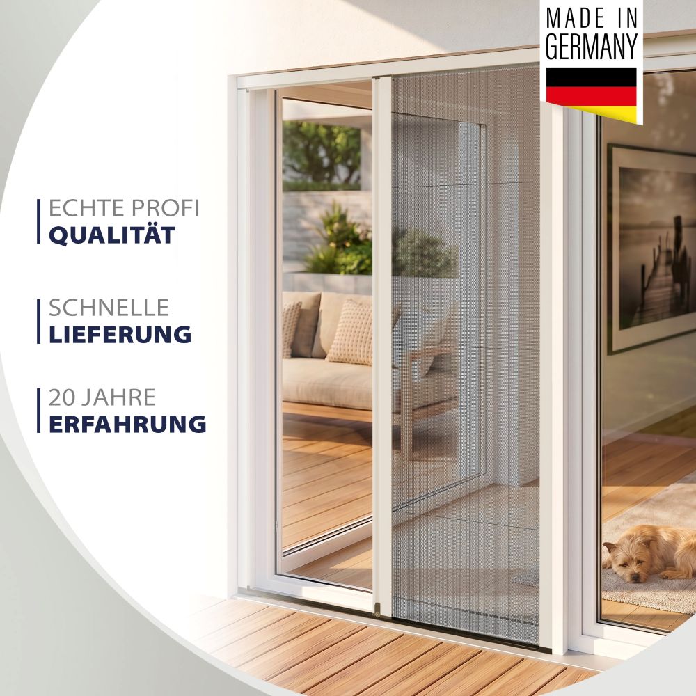 Maßgefertigte Plisseetür als elegante Insektenschutzlösung für moderne Balkon- und Terrassentüren.